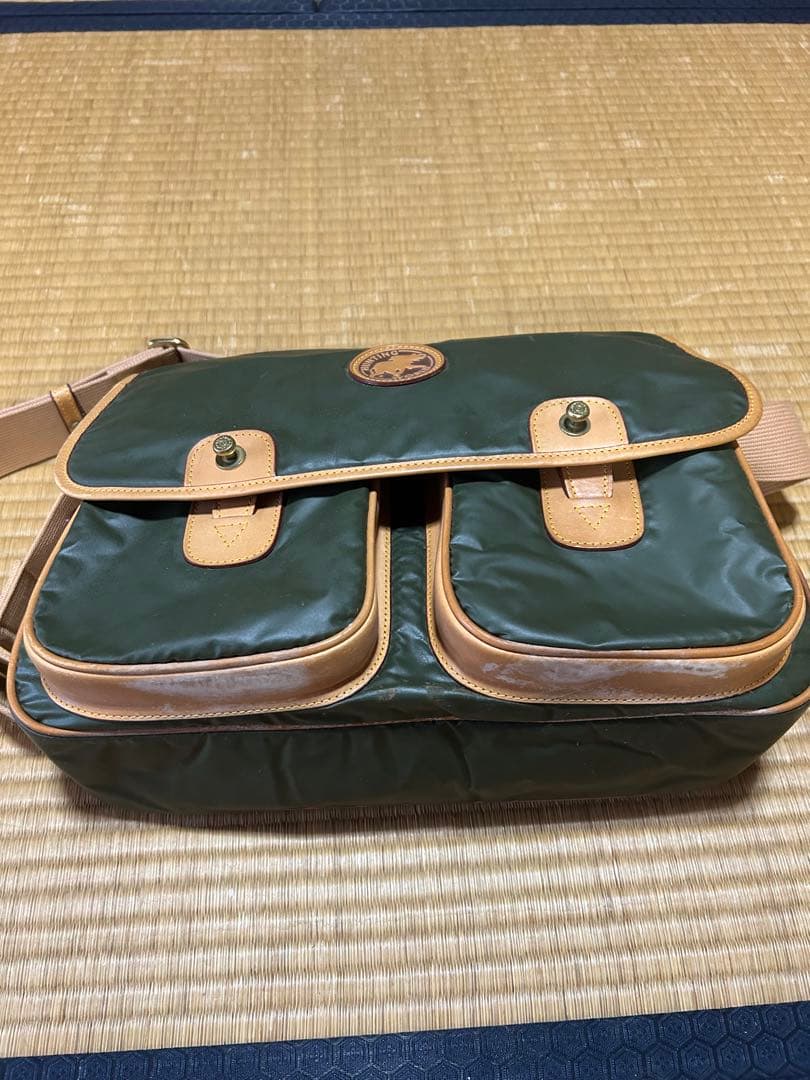良品✨ハンティングワールド バッグ