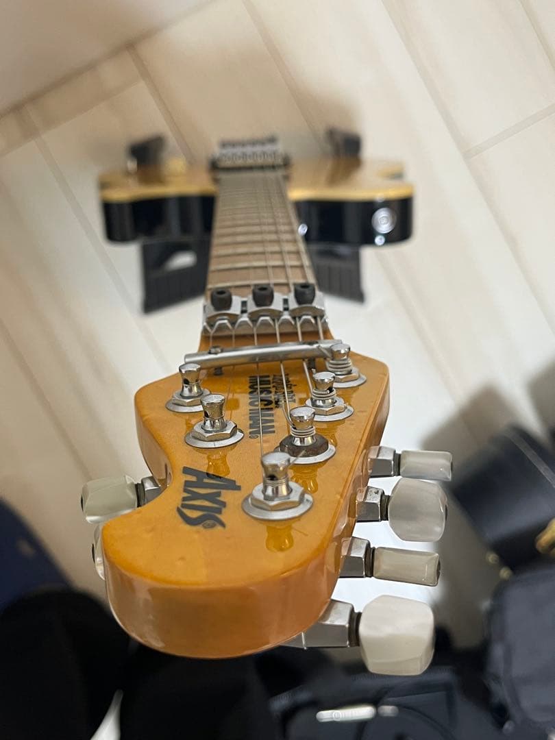 musicman axis （USA）gold w/trem Dチューナー - メルカリ