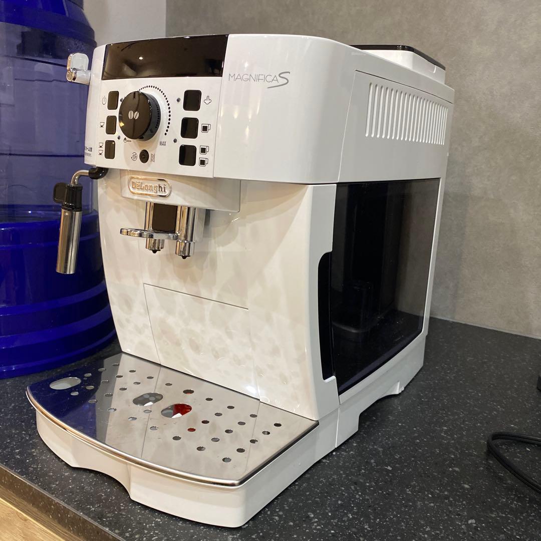 デロンギ　マグニフィカS お家コーヒー、カフェを超える。「デロンギ マグニフィカS」最高級全