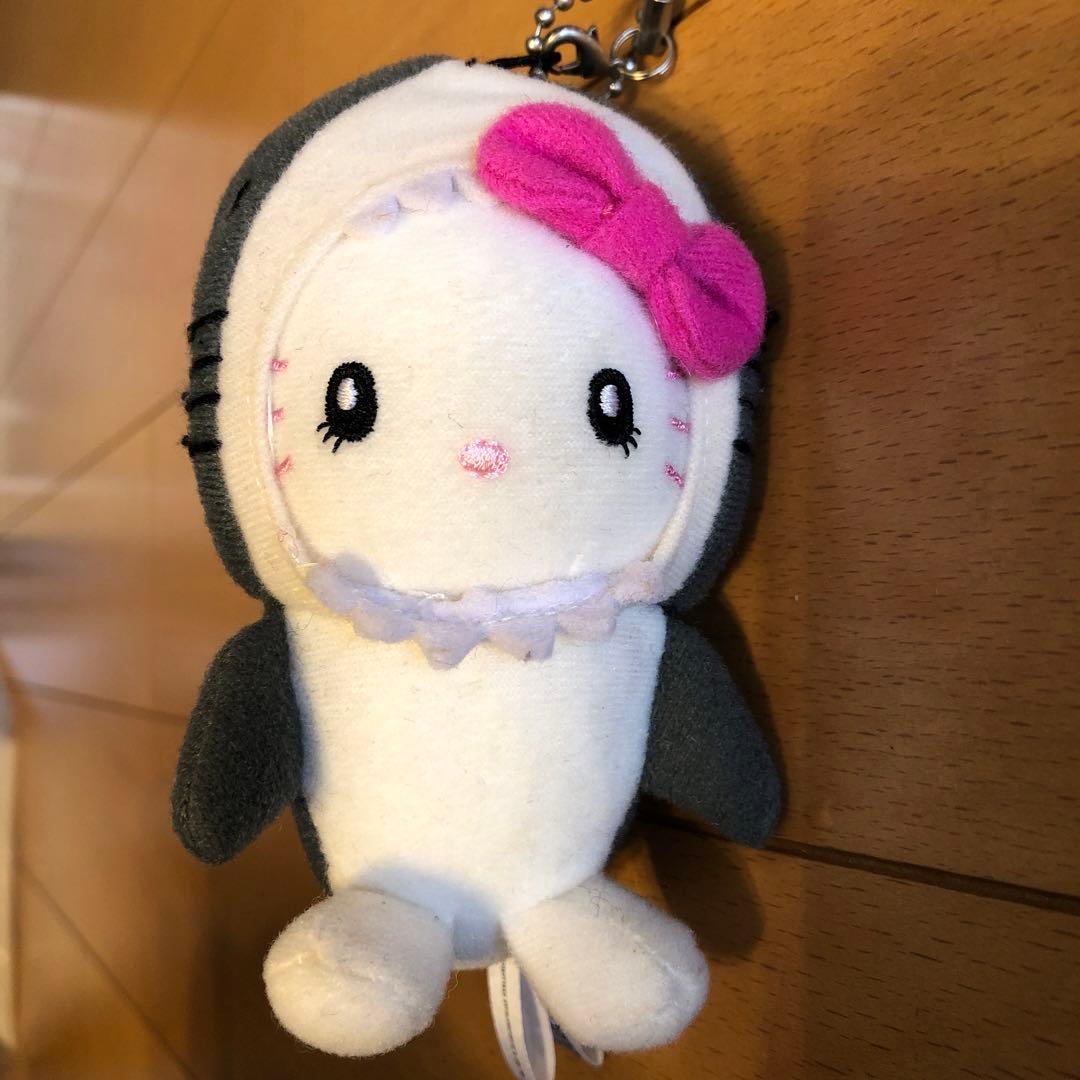 USJハローキティ JAWS ジョーズ コラボ ぬいぐるみマスコット - メルカリ