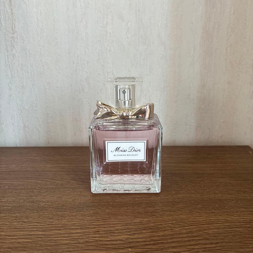 Miss Dior Blooming Bouquet 香水