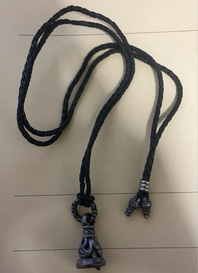 Leonard Kamhout ベルネックレス