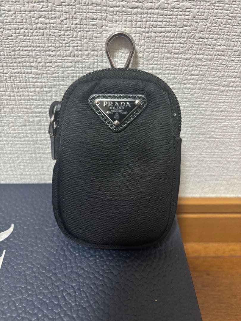 PRADAプラダ　Re-Nylon ポーチ