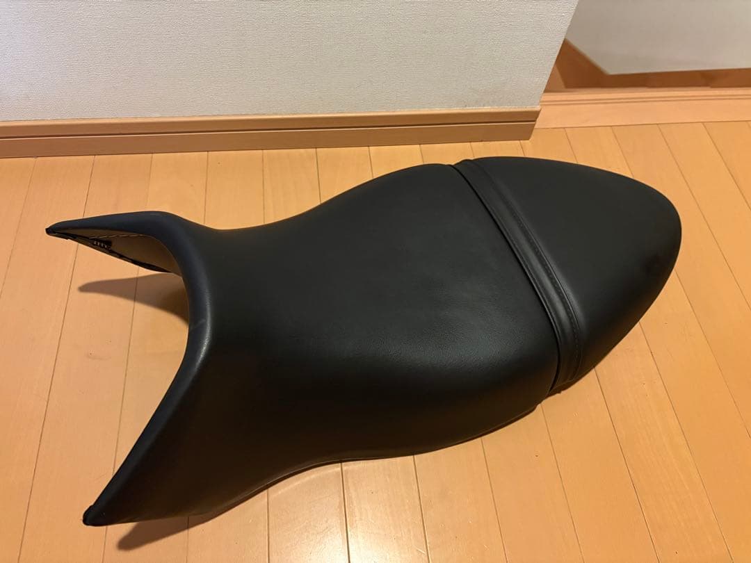 Buell XB12 純正ハイシート　美品ビューエル