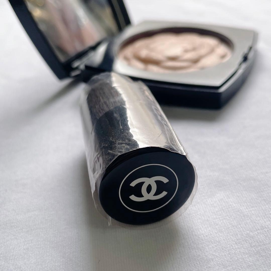 シャネル レーヴ ドゥ カメリア《フェイスパウダー》 - メルカリ