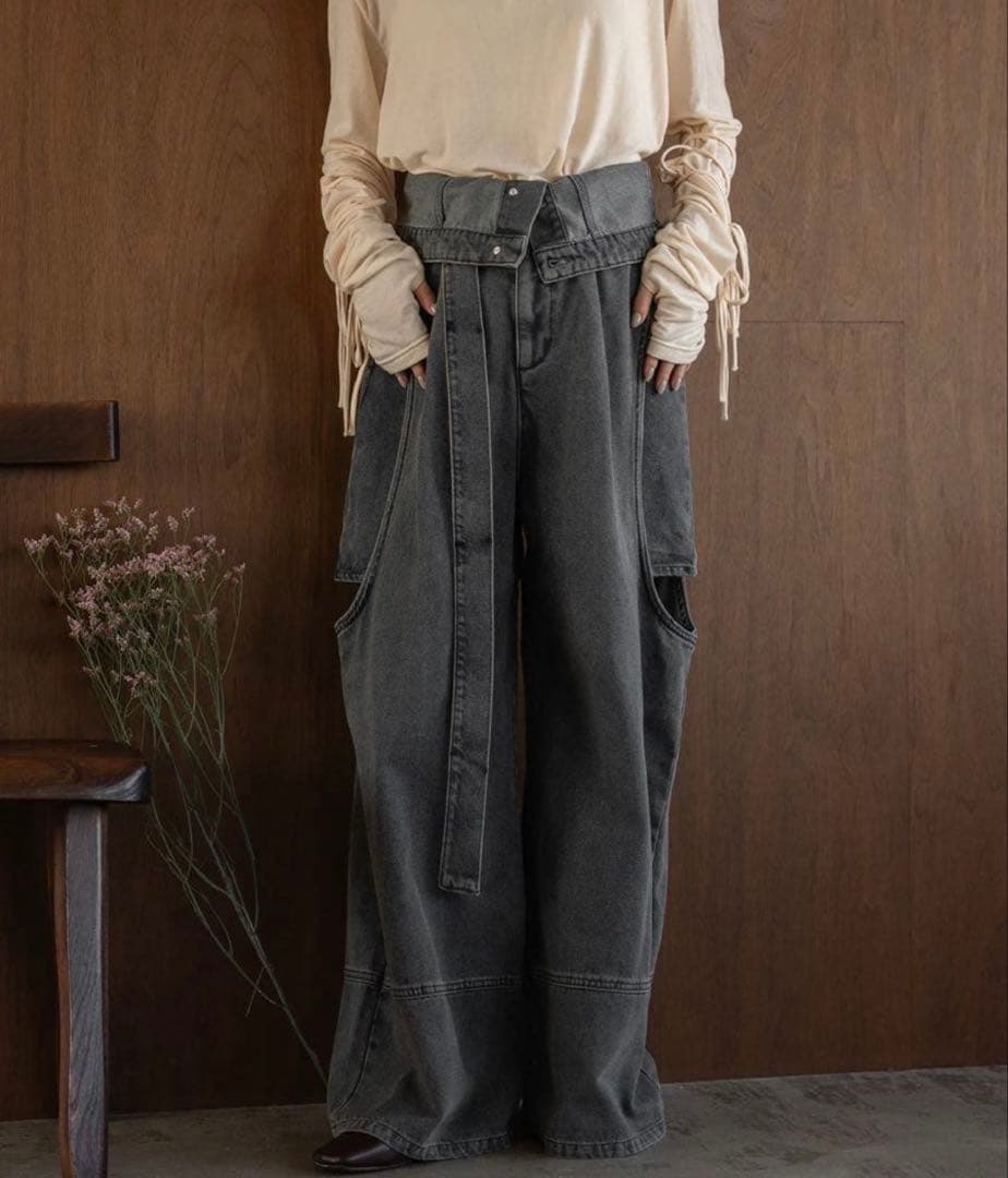 マイディール　カットアウトデザインワイドデニムパンツ