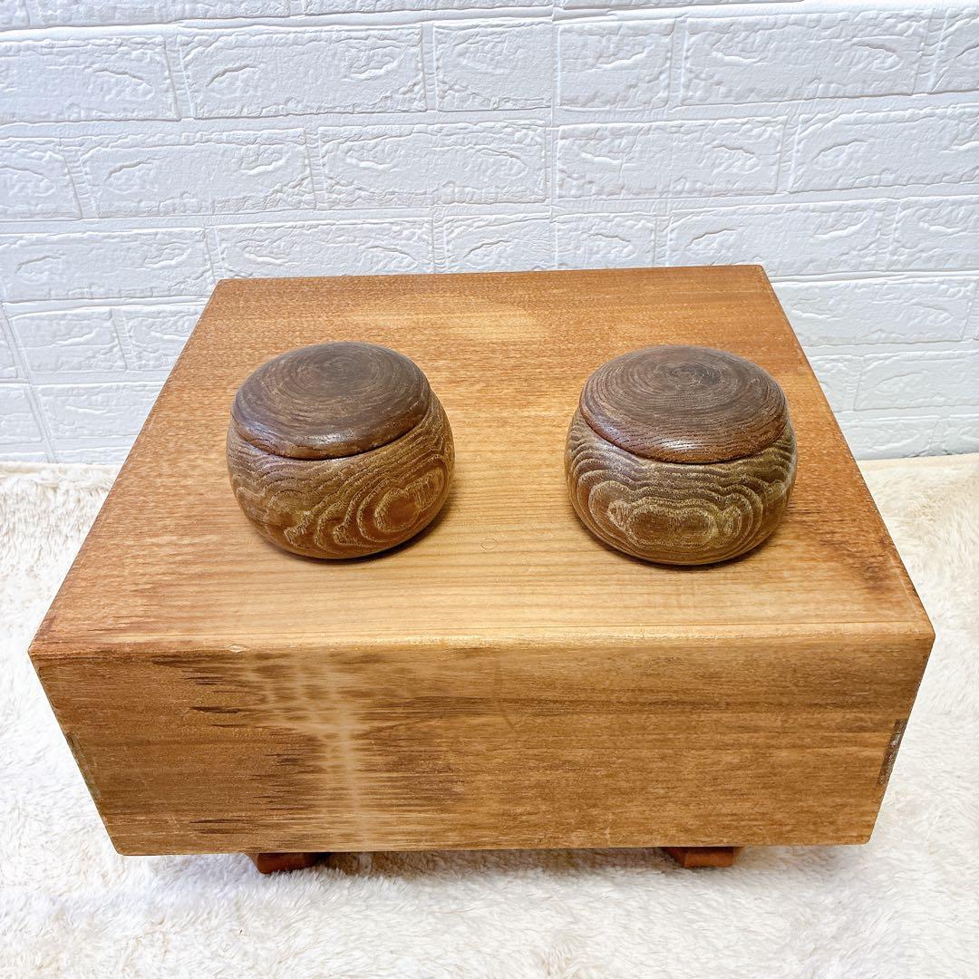 囲碁盤 基盤 板目 木裏 極厚 6寸 へそあり 脚付 高級 骨董 桐箱 囲碁盤 基盤 板目 木裏 極厚 6寸 へそあり 脚付 高級 骨董 桐箱 - メルカリ