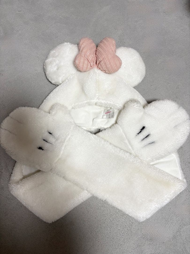 ミニーちゃんマフラーキャップ - メルカリ