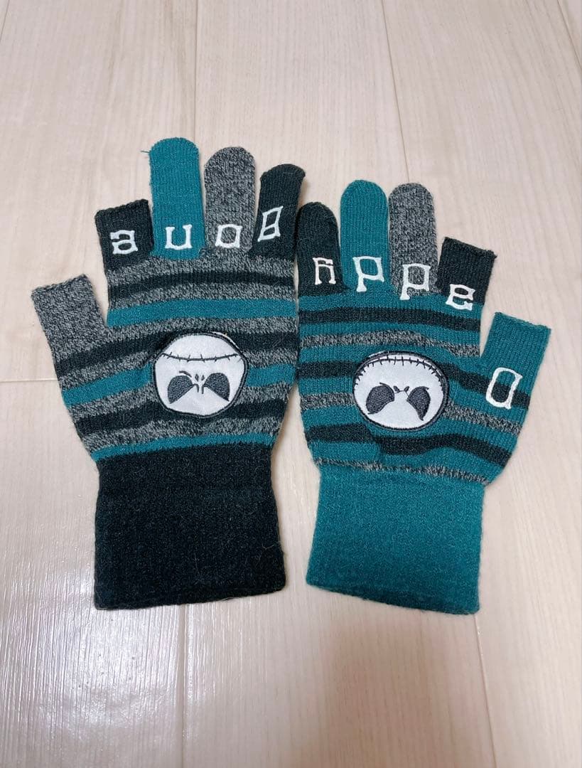 ナイトメア・ビフォア・クリスマスアナハイムディズニー　限定品　手袋　新品未使用 ナイトメアービフォアクリスマス ジャックフェイス・ニットシリーズ