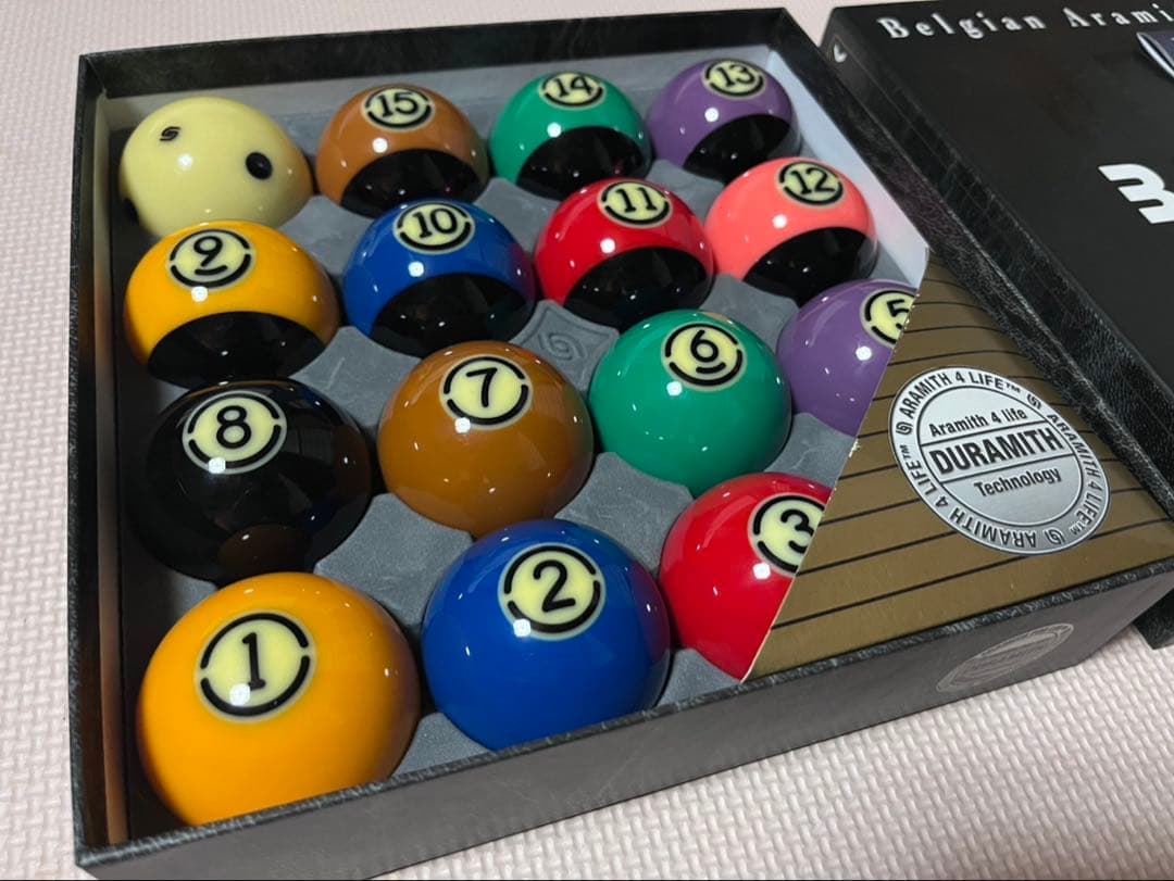 Aramith ビリヤードボールセット 16個入り