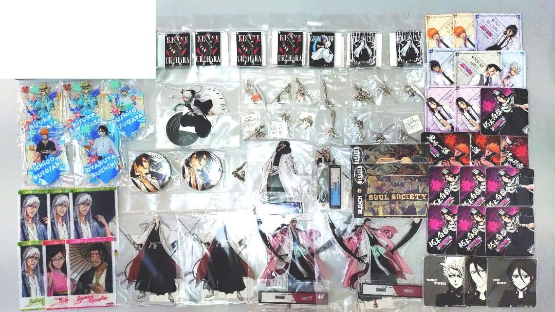 BLEACH ジャンプ展 缶バッジ 白哉 ブレソル +他作品セット 約150点