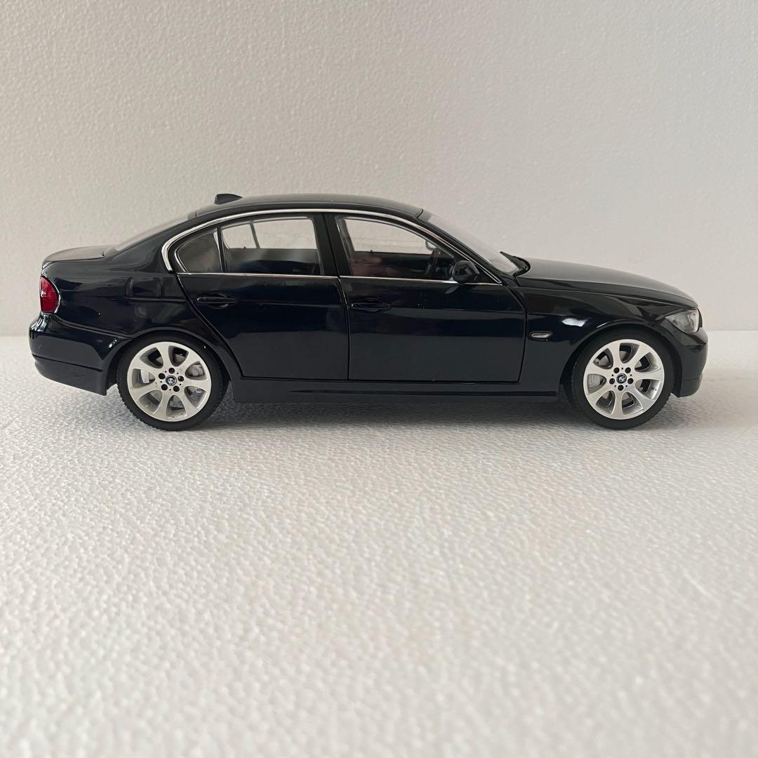 ミニカー BMW 330i E90 1/18スケール 京商 - メルカリ