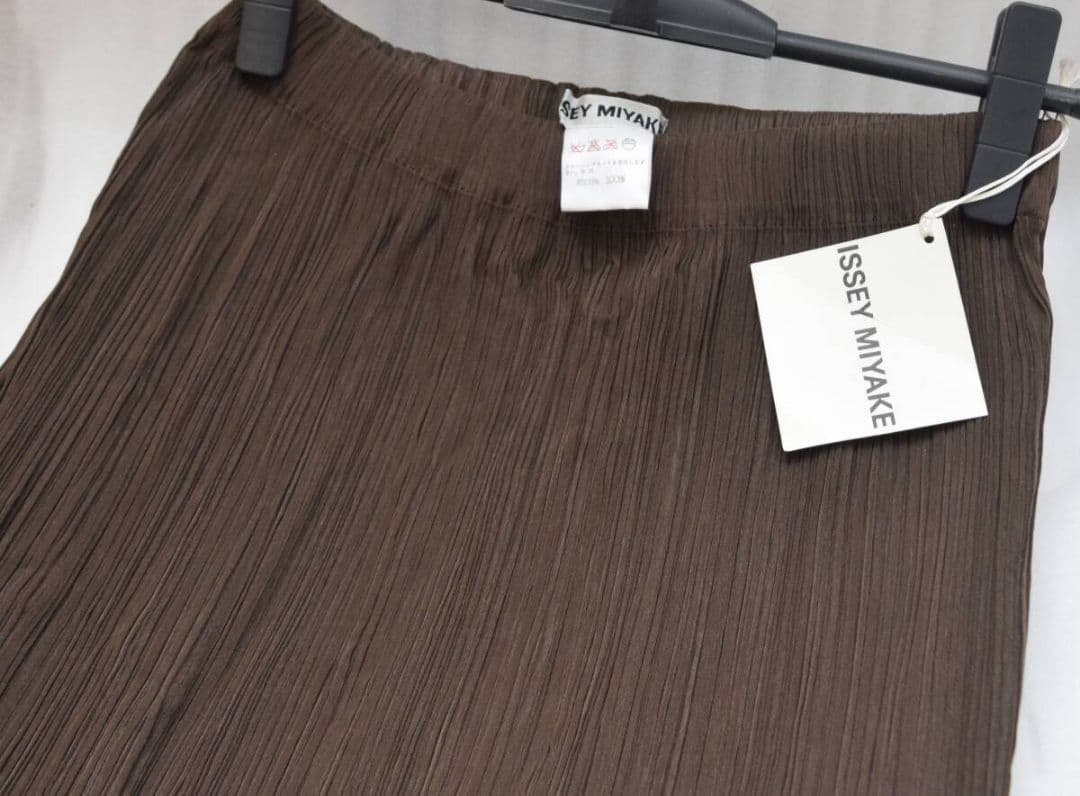 定3.2万 ISSEY MIYAKE イッセイミヤケ プリーツ ロング スカート