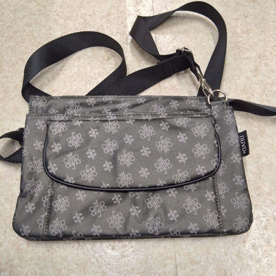 新品 ヤマト屋 NUVO お財布ショルダーバッグ ブラック