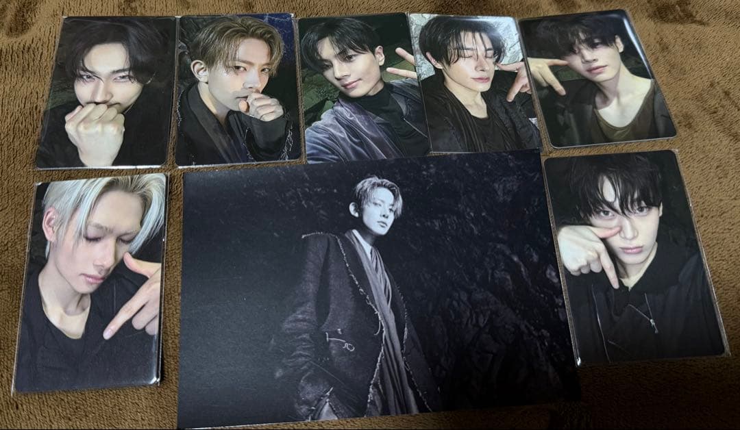 ENHYPEN weverse ラキドロ トレカ コンプ ヒスンポストカード付 - メルカリ