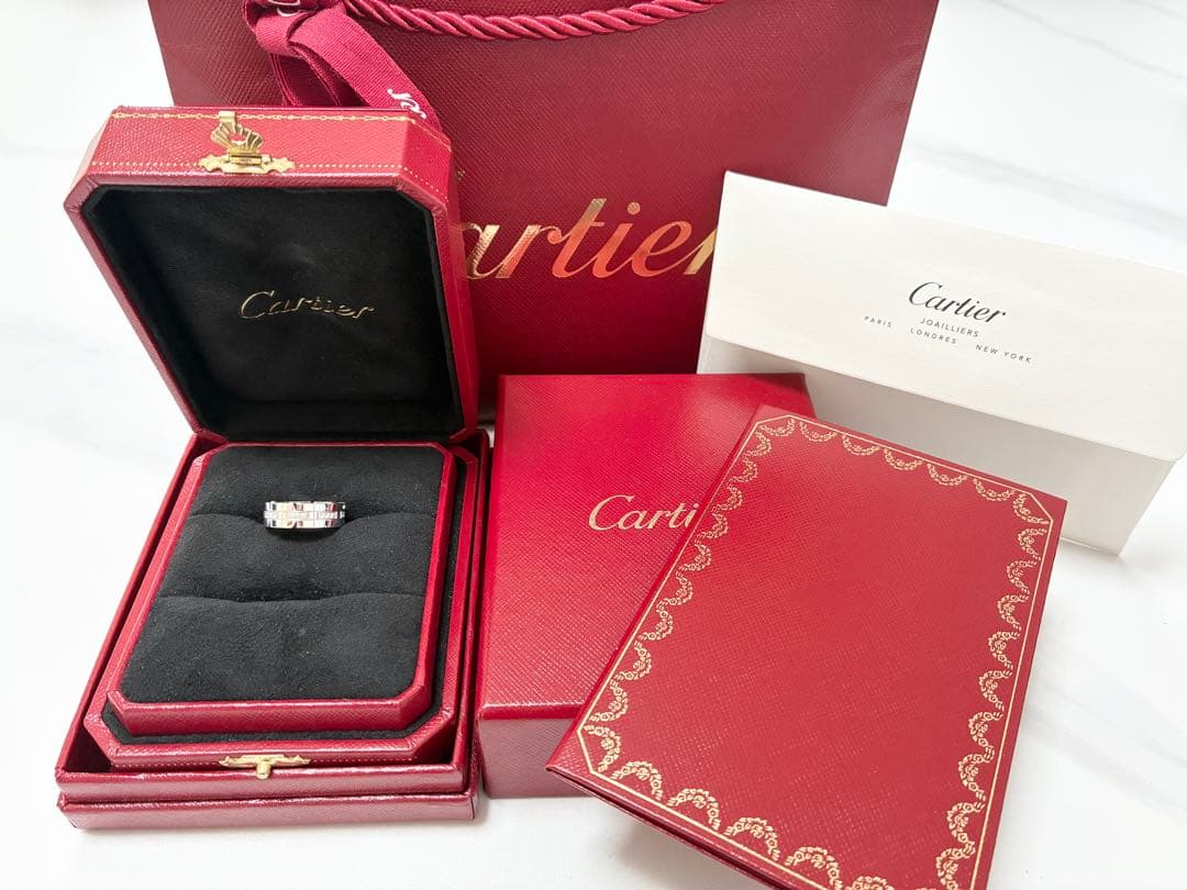 もこ　Cartier タンクフランセーズ