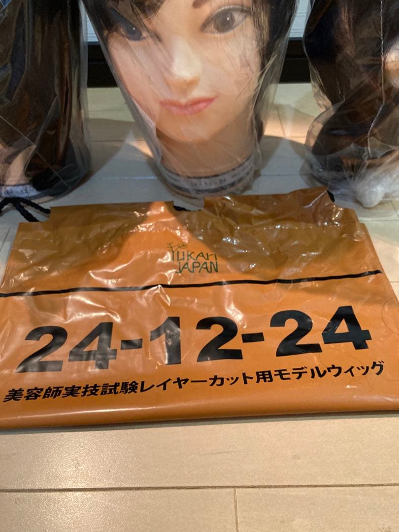 安いよ！ユーカリJAPAN 24-12-24 モデルウィッグ未使用4体