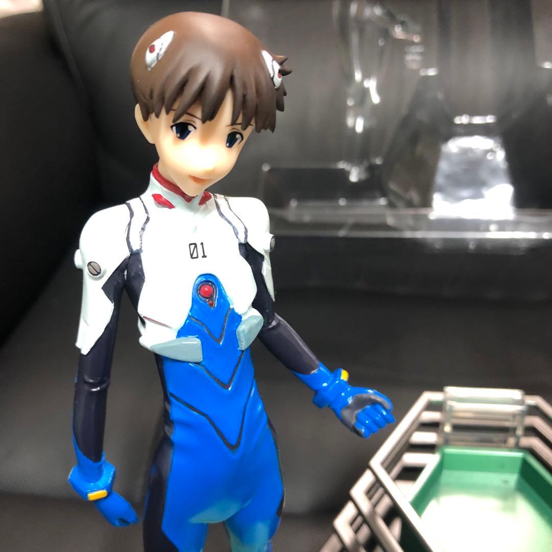 エヴァンゲリオン新劇場版 碇シンジ 渚カオル フィギュア付きルーム
