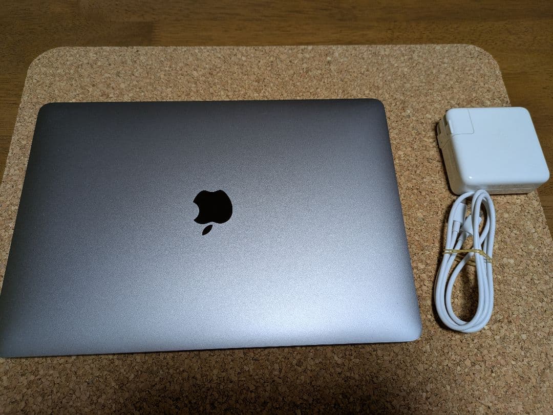 MacBook Pro 13インチ (2016) 本体