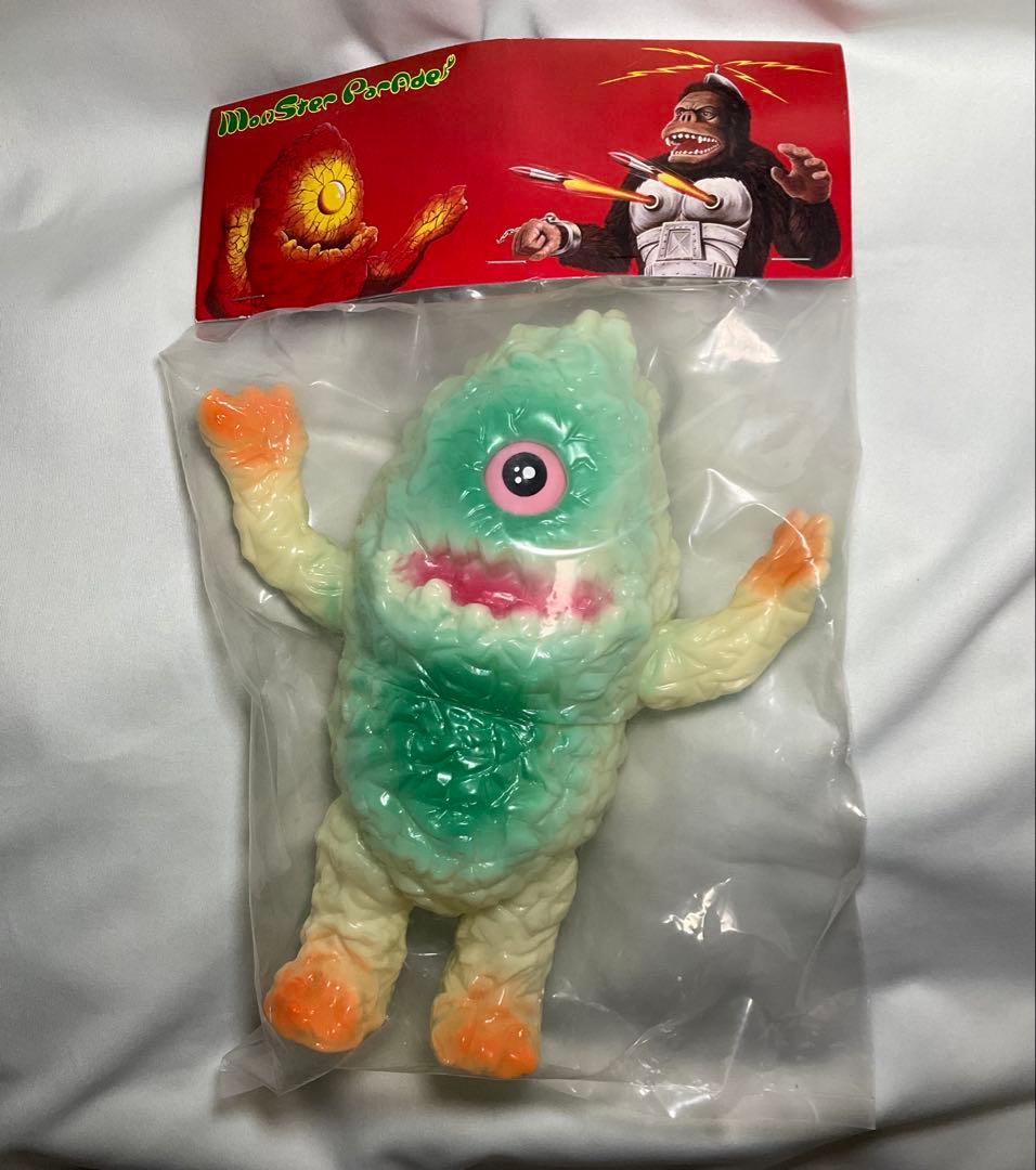 ゾルメン ズドン グロー 蓄光 新品　ソフビ　ZUDON GID ZOLLMEN ゾルメン ズドン グロー 蓄光 新品 ソフビ ZUDON GID ZOLLMEN 2026年