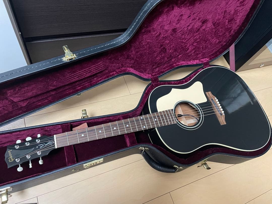 ミ*ロ様 Kazuyoshi Saito J-45 斉藤和義シグネイチャモデル