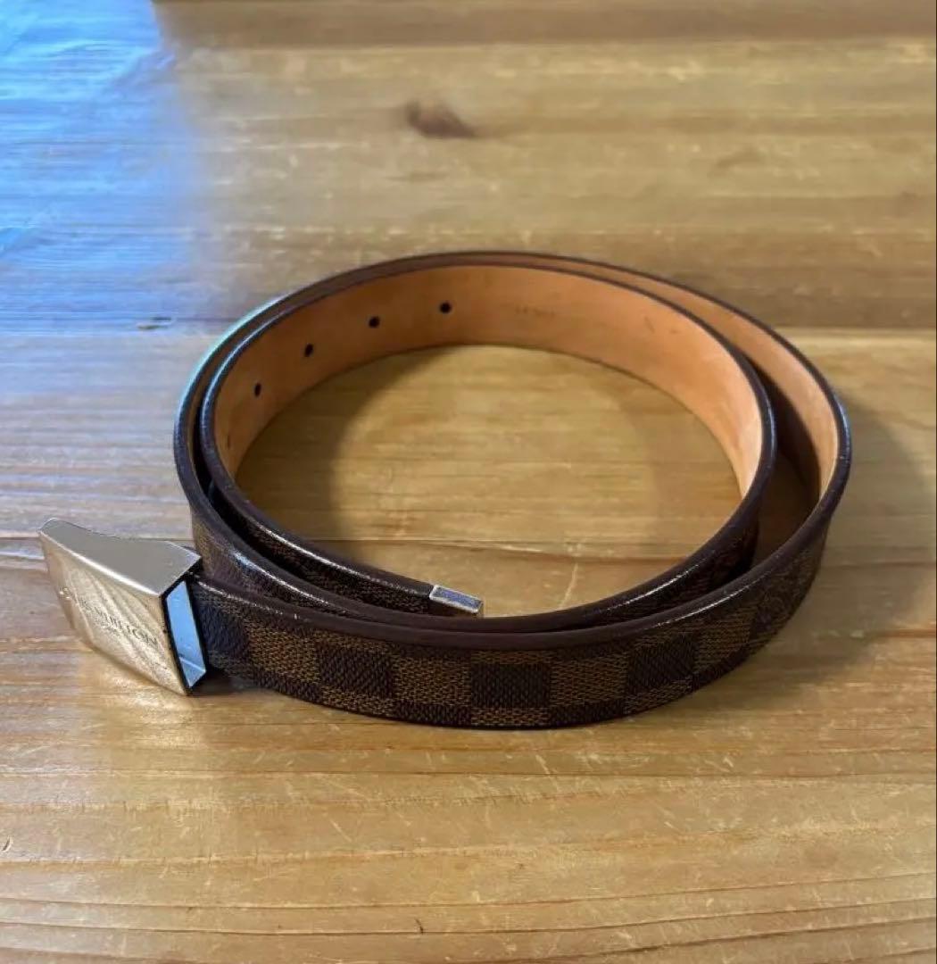 S*)様 ルイヴィトン ベルト サンチュール キャレ 90