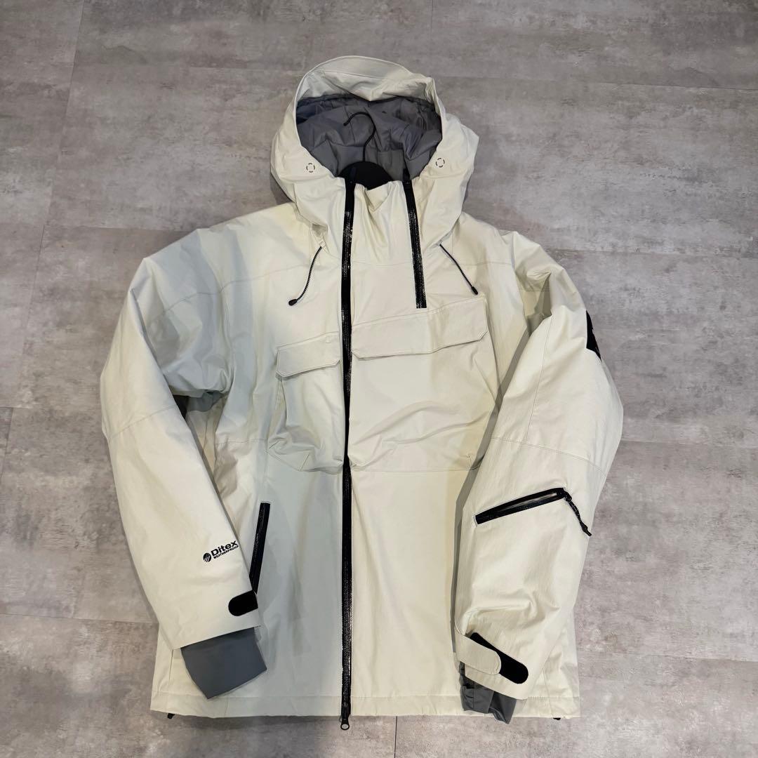 DIMTO（ディミト）スノーボードジャケット ホワイト