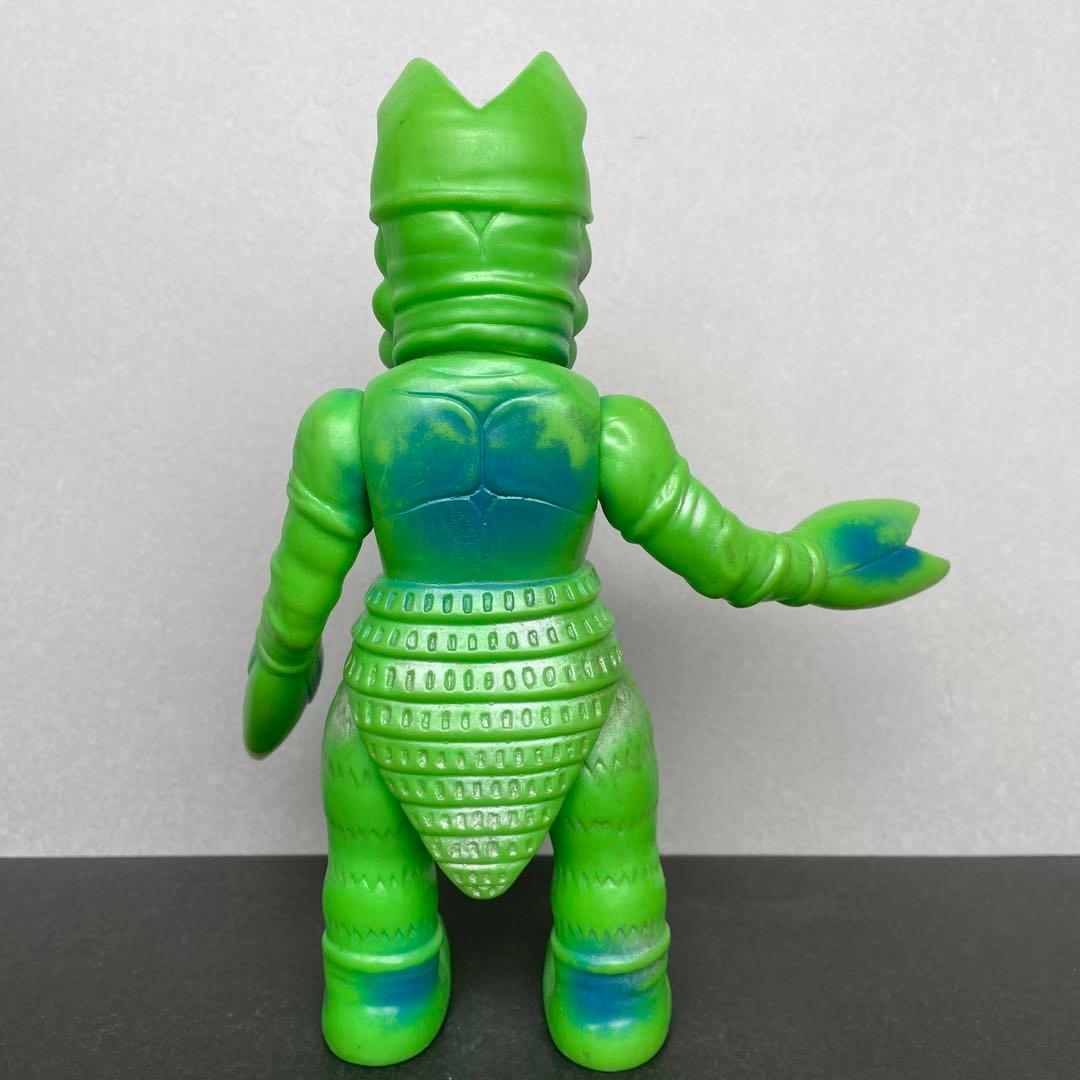 マルサン バルタン星人 ソフビ フィギュア 記名アリ - メルカリ