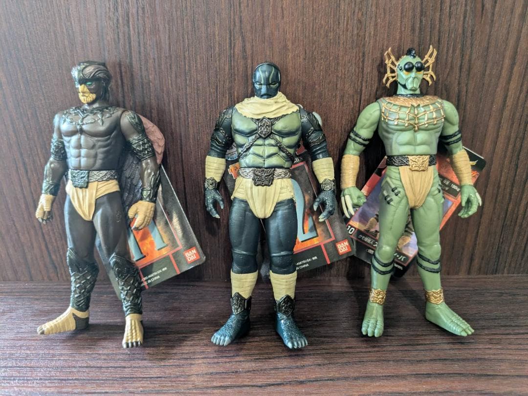 激レア☆仮面ライダークウガ☆グロンギ怪人10体セット☆BANDAI - メルカリ