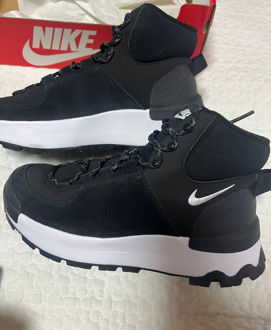 新品　NIKE ナイキ　シティクラシックブーツ