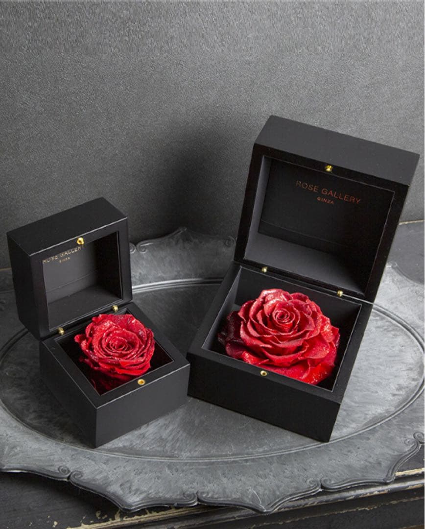 ROSE GALLERY プリザーブドローズ 赤 M