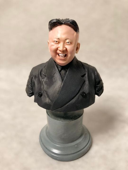 金正恩 ガレージキット　フィギュア 北朝鮮 習近平　完成品　シュプリーム