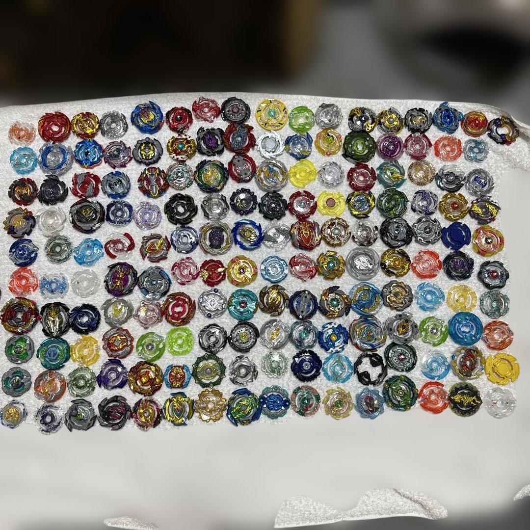 ベイブレード まとめ売り 初代 バースト X ベイブレードバースト 150個