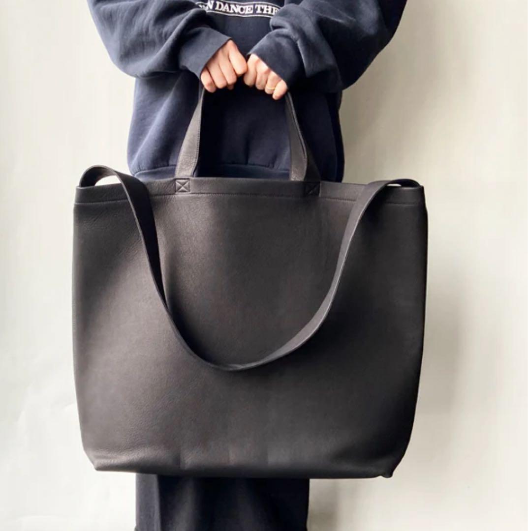 バッグ Aeta Deer Double Faced Shoulder Tote L