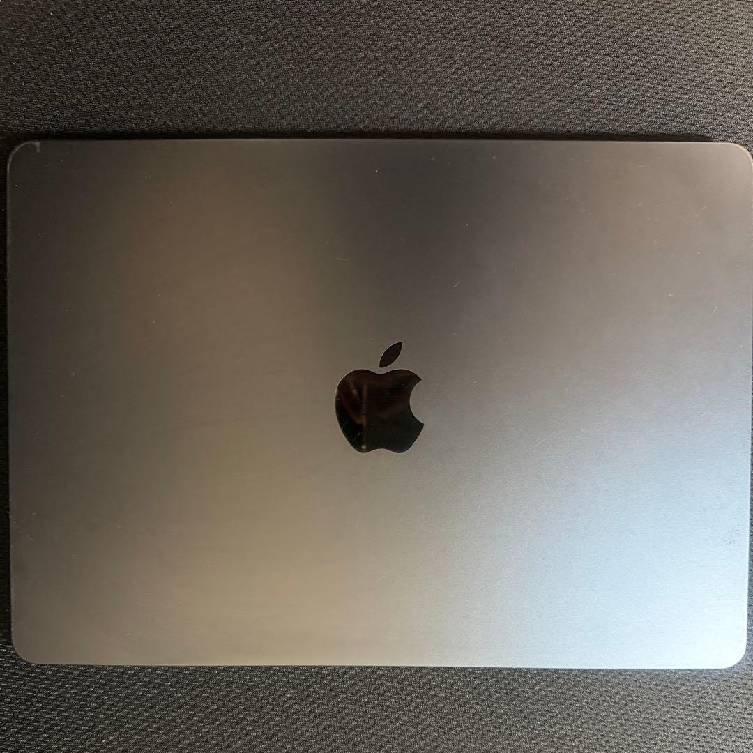 1/31まで MacBook Air M2 13インチ 24GB 512GB