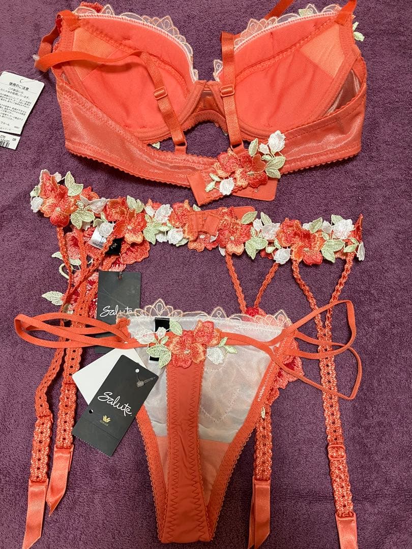 サルート C70 ガーター ソング ワコール 22 - メルカリ