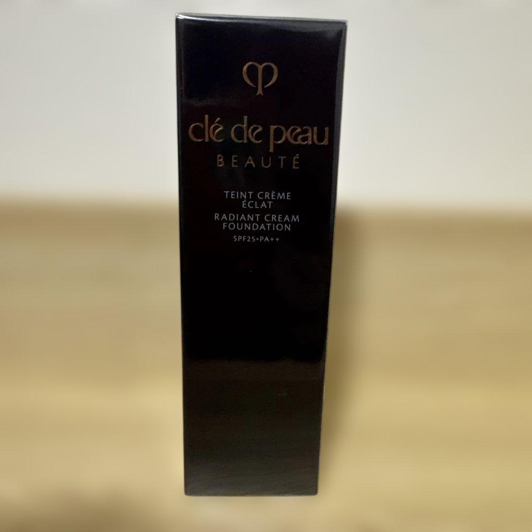新品　クレ・ド・ポー ボーテ タンクレームエクラｎオークル10 cle de peau BEAUTE（クレ ド ポー ボーテ） 資生堂 タンクレーム