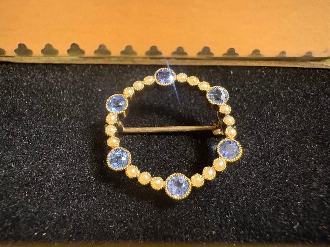 サファイア アンティークブローチ