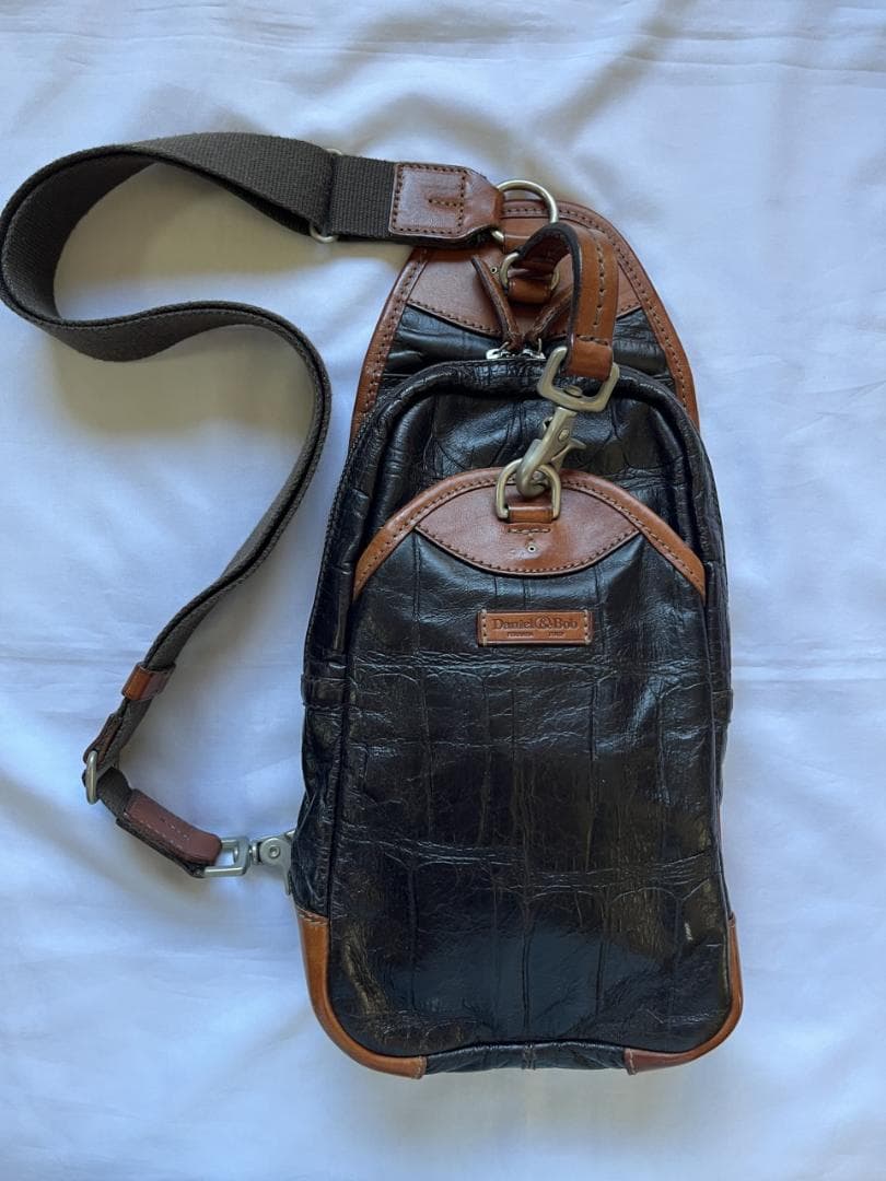 ダニエルアンドボブ PIPPO EDIFICE別注 ボディバック ブラウン