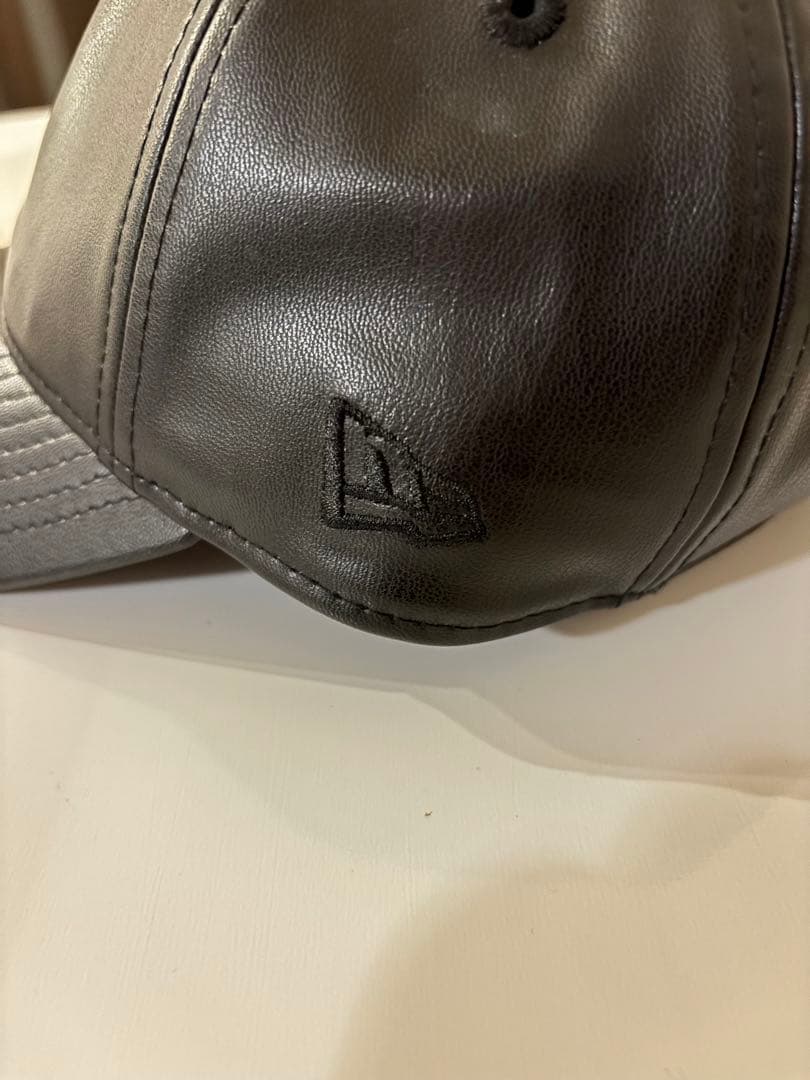 ニューエラ 9TWENTY Apple Leather アップルレザー ブラック - メルカリ