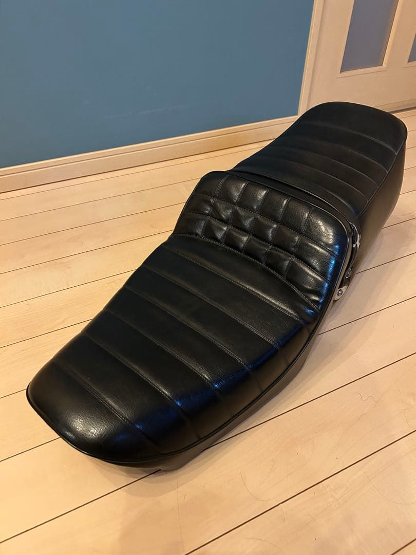 カワサキ 純正Z250LTD シート - メルカリ