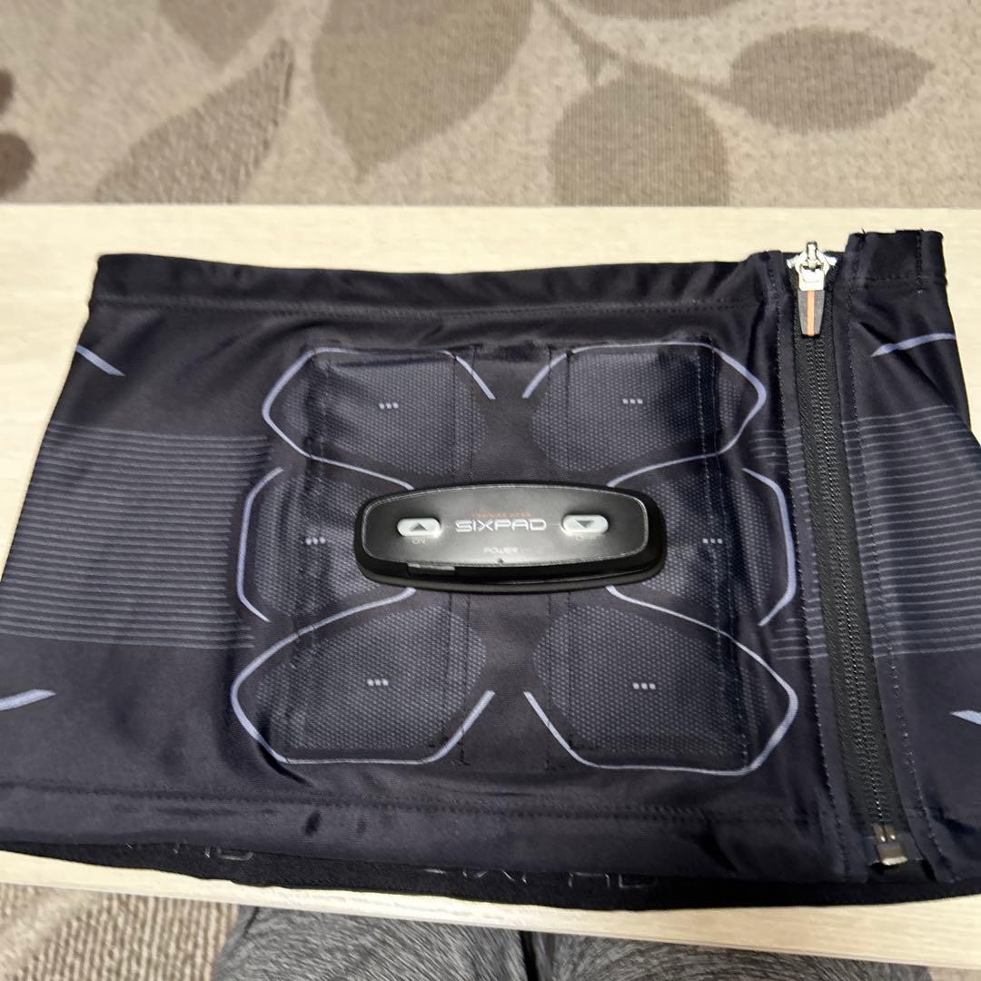 シックスパットパワースーツ