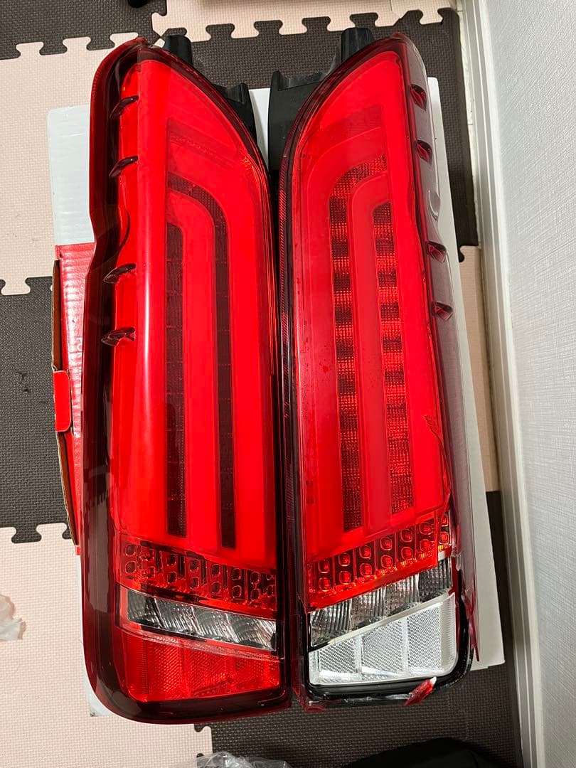 valenti 200系ハイエース　JEWEL LEDテールランプ ヴァレンティ（VALENTI） VALENTI 200系 ハイエース レジアスエース