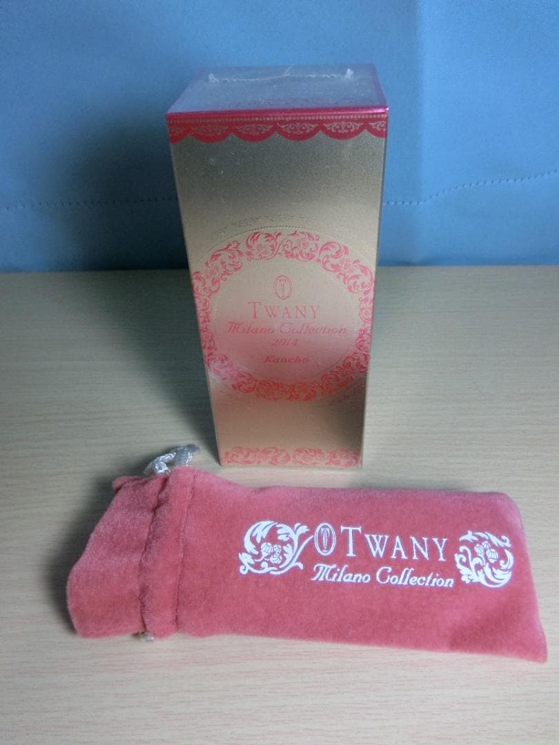 カネボウ トワニー ミラノコレクション 2014 未使用 香水 アトマイザー付き