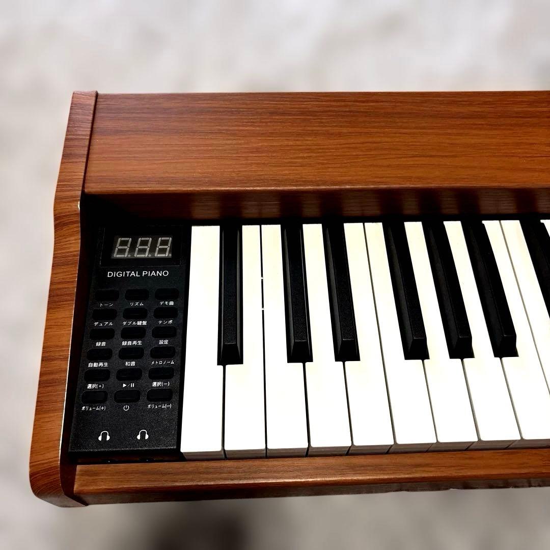 CARINA カリーナ　電子ピアノ88鍵　ペダル付 Amazon.co.jp: Carina 電子ピアノ 88鍵盤 キーボード 木製デザイン