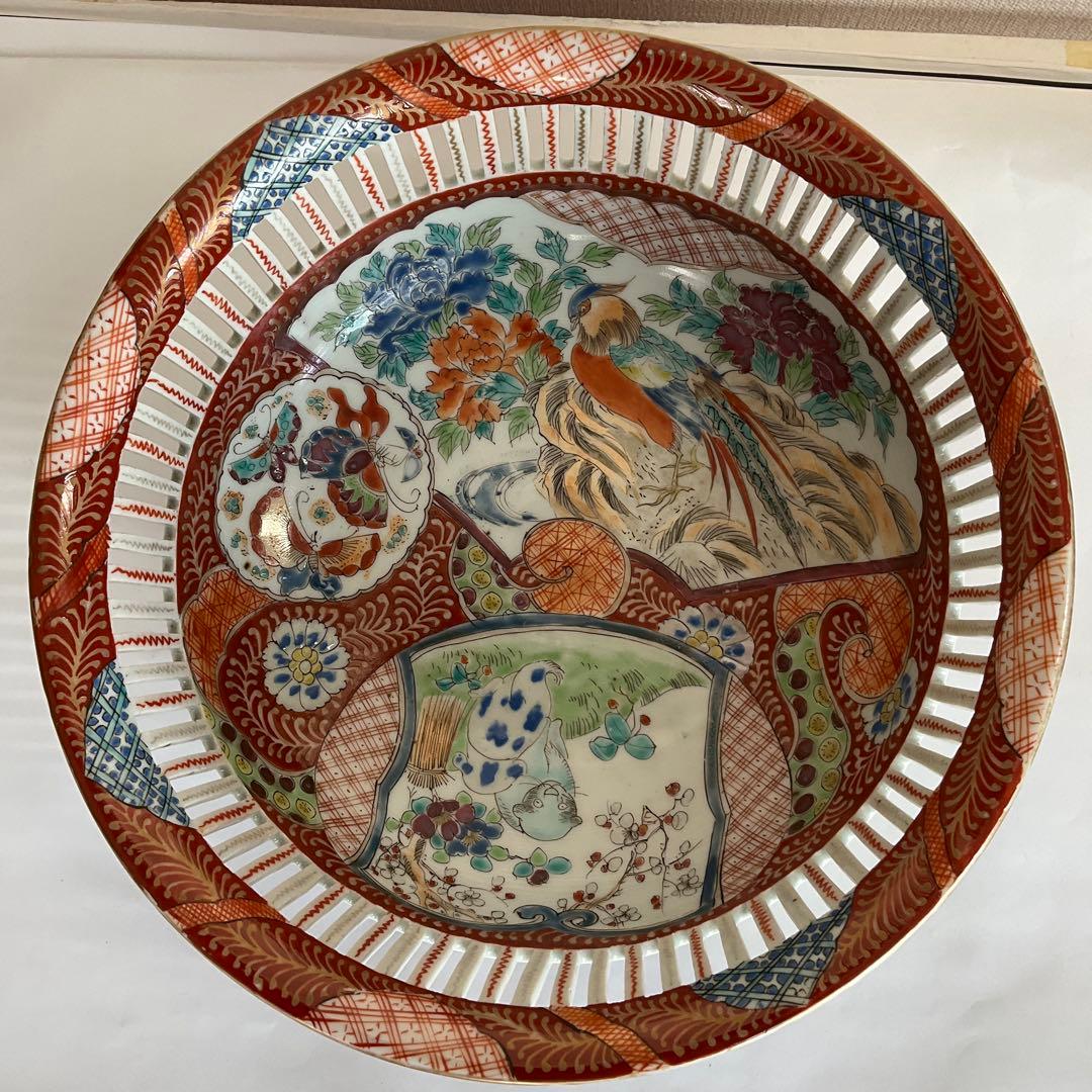 古伊万里　色絵花鳥仔犬文透し彫鉢　江戸時代中期から後期頃　優品 古伊万里色絵三果文鉢（江戸時代 / 所載品） - 天平堂（TENPYODO）