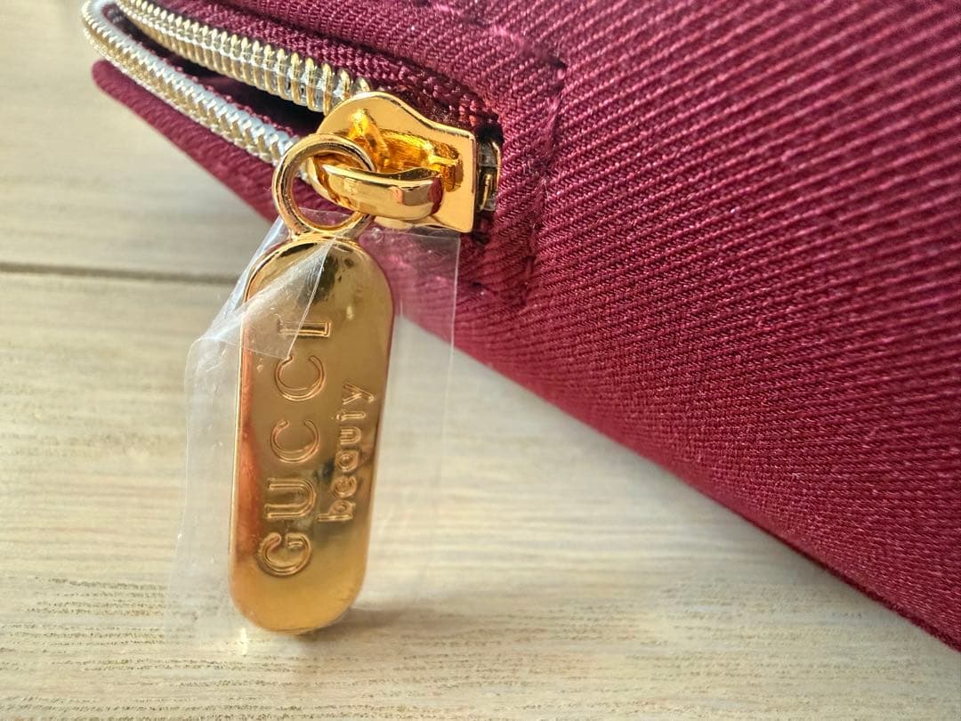 GUCCI Beauty ノベルティポーチ - メルカリ