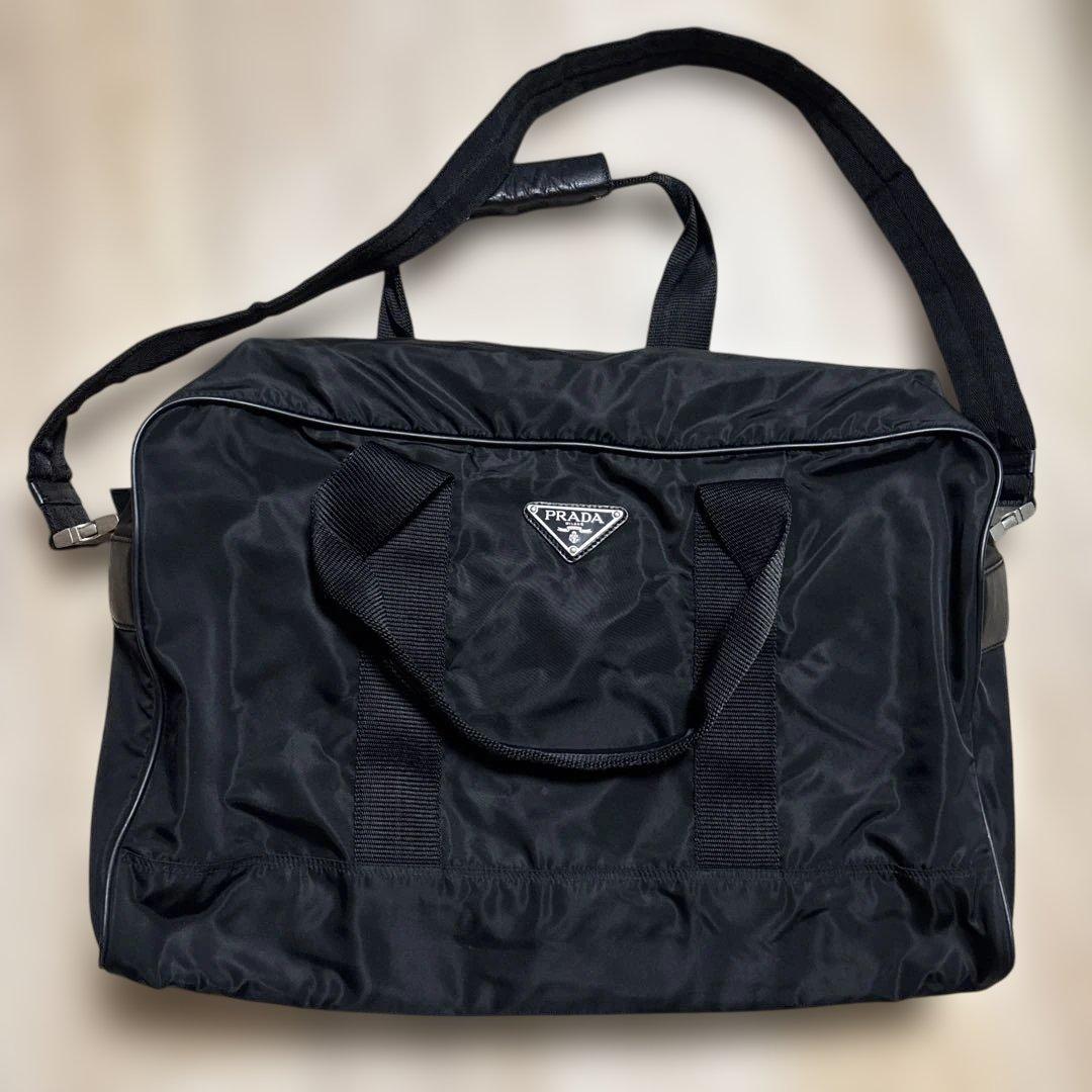 プラダ　ボストンバッグ