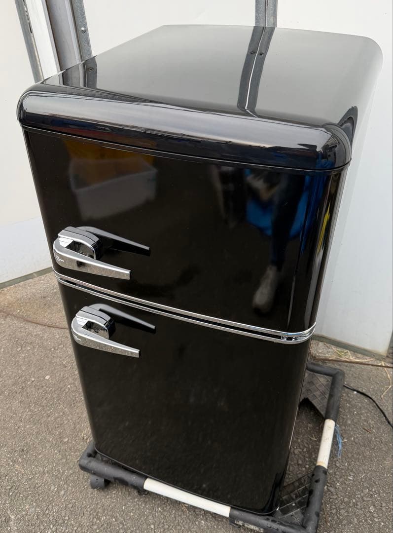 冷蔵庫ブラックPRR-082D-B1人暮らしミニ81L 冷蔵庫 一人暮らし おしゃれ 冷凍冷蔵庫 81L ノンフロン冷凍冷蔵庫