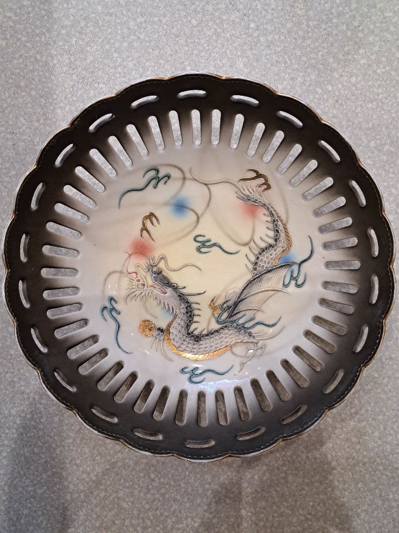 里帰り伝統工芸 浮龍絵皿 MARUKU CHINA